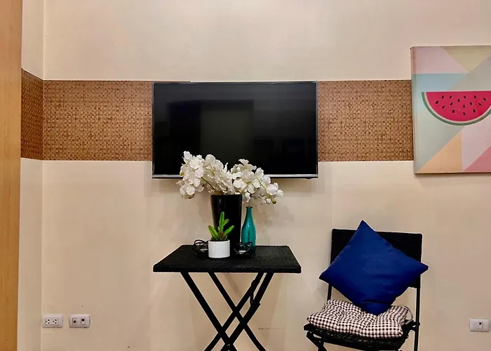 Cozy In Bgc Mckinley B2 Apartamento Manila