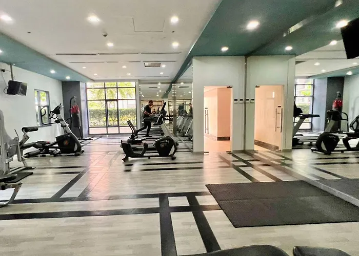 Apartamento Cozy In Bgc Mckinley B2 *